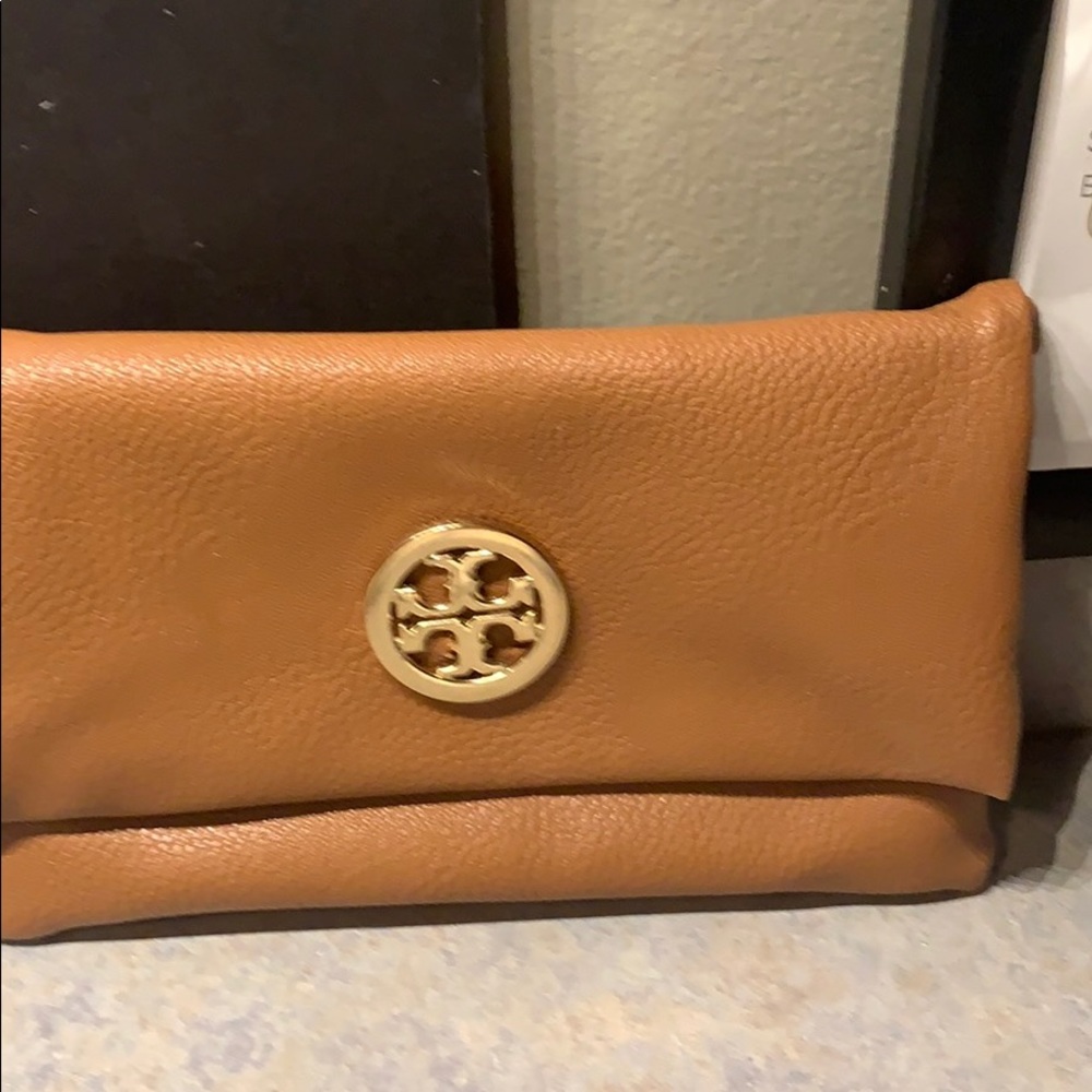 Tory wallet